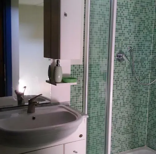 Via Roma Pensión Terni