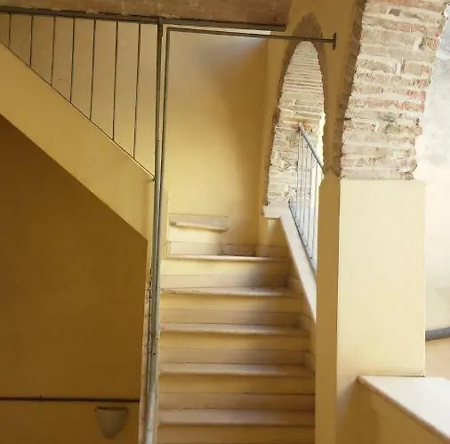 بيت ضيافة Via Roma 3*